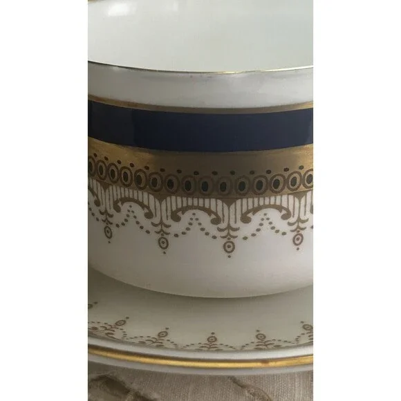 Vintage~NOS with tag Paragon “Stirling” Teacup and Saucer - Picture 3 of 9